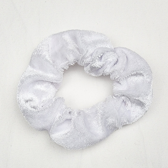 4 FOR $16 🔥White Velvet Scrunchie hair tie - Picture 1 of 6
